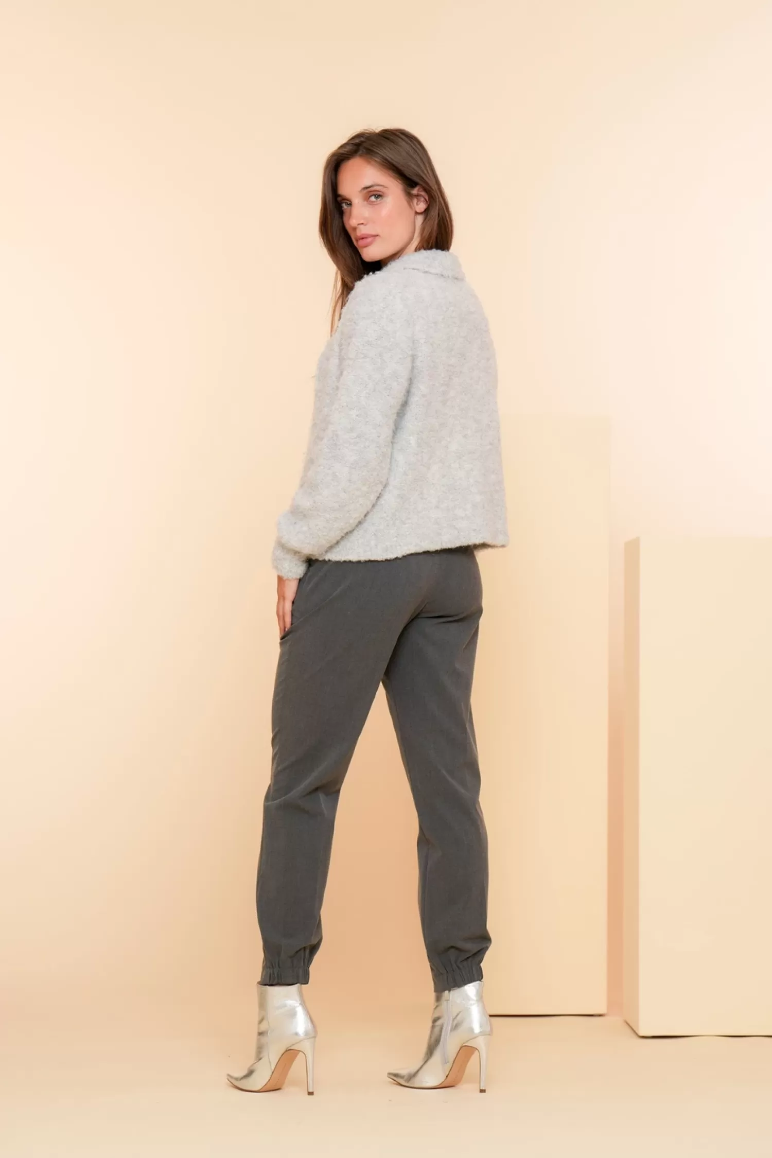 geisha_dames_geplooide_pantalon__2.webp Geisha Fashion Broeken | Denim*Geisha Dames Geplooide Pantalon 41540-10 anthracite