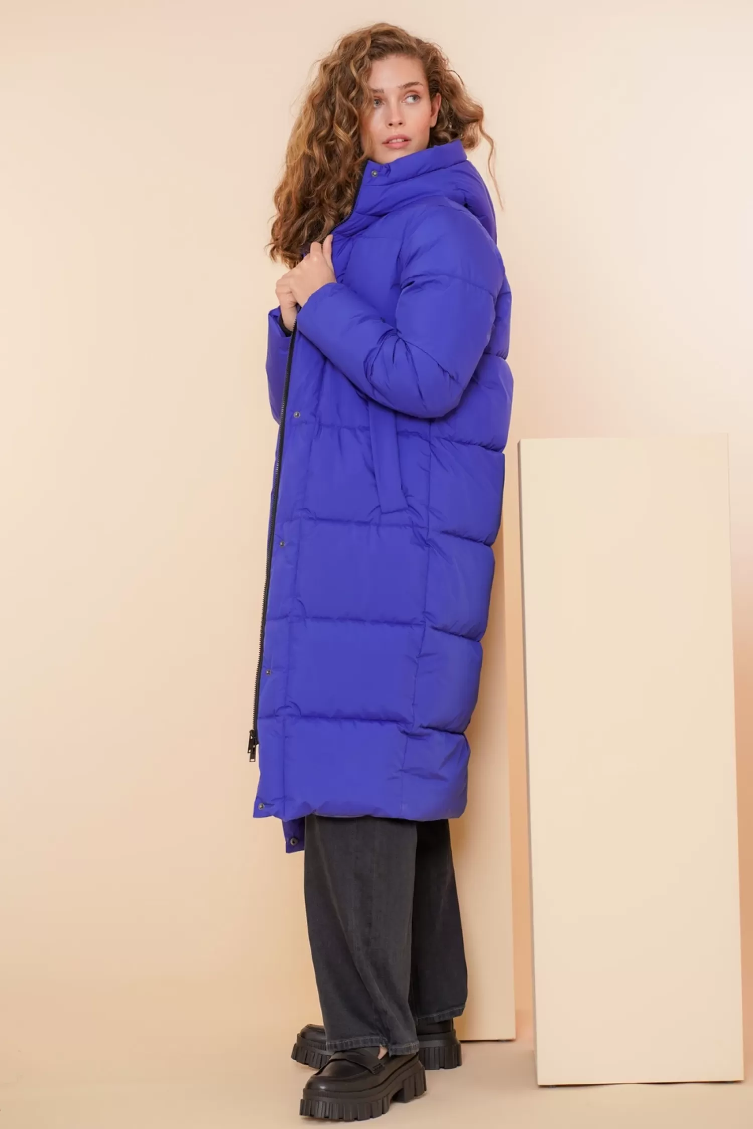 geisha_dames_lange_warme_pufferjas__4.webp Geisha Fashion Jassen & Jacks*Geisha Dames Lange Warme Pufferjas 48515-21 cobalt