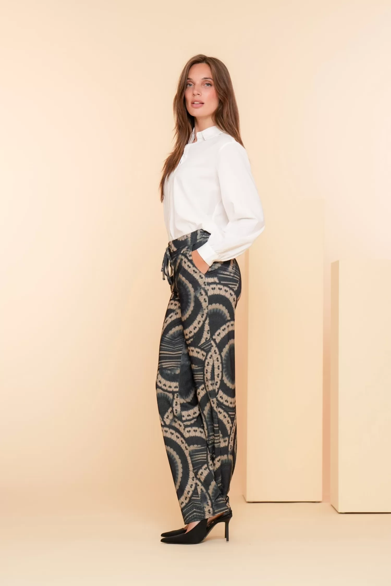 geisha_dames_pantalon_met_mandela_print__4.webp Geisha Fashion Broeken*Geisha Dames Pantalon Met Mandela Print 41660-20 navy