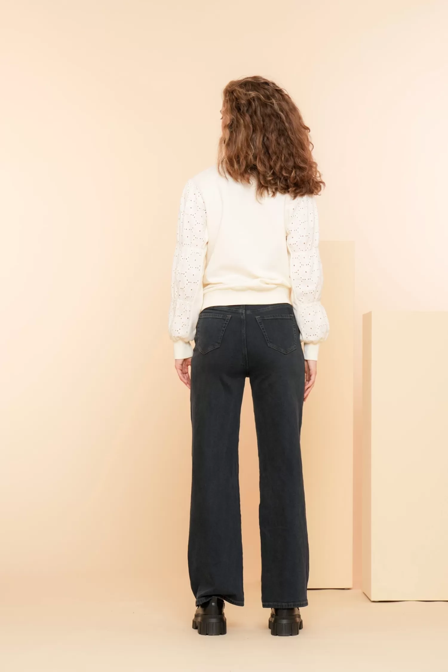 geisha_dames_sweater_met_broderie__4.webp Geisha Fashion Truien & Vesten*Geisha Dames Sweater Met Broderie 42608-41 off-white