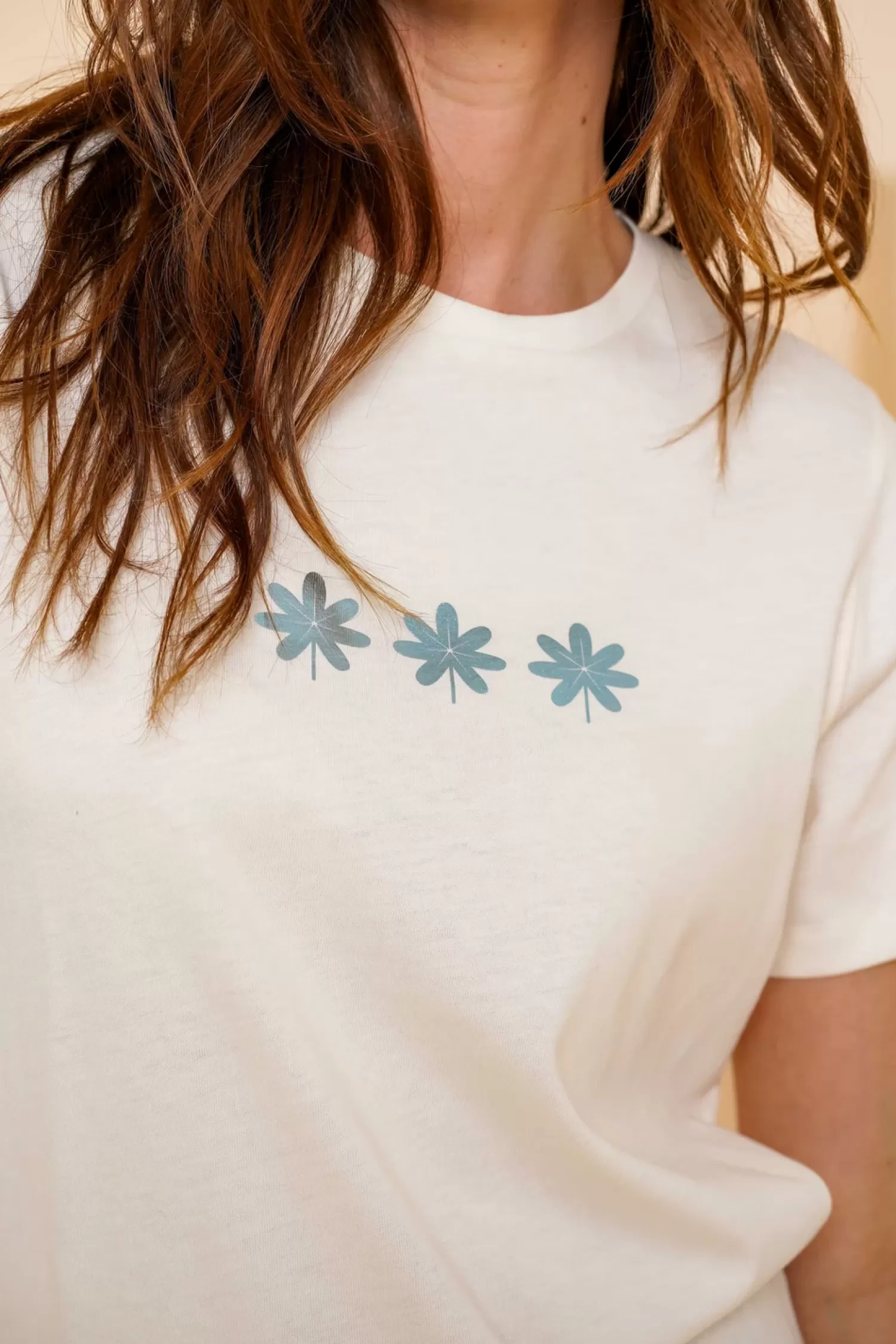 geisha_dames_wit_tshirt_met_foil_flowers__2.webp Geisha Fashion Tops & T-shirts*Geisha Dames T-shirt Met Foil Flowers 42638-24 wit