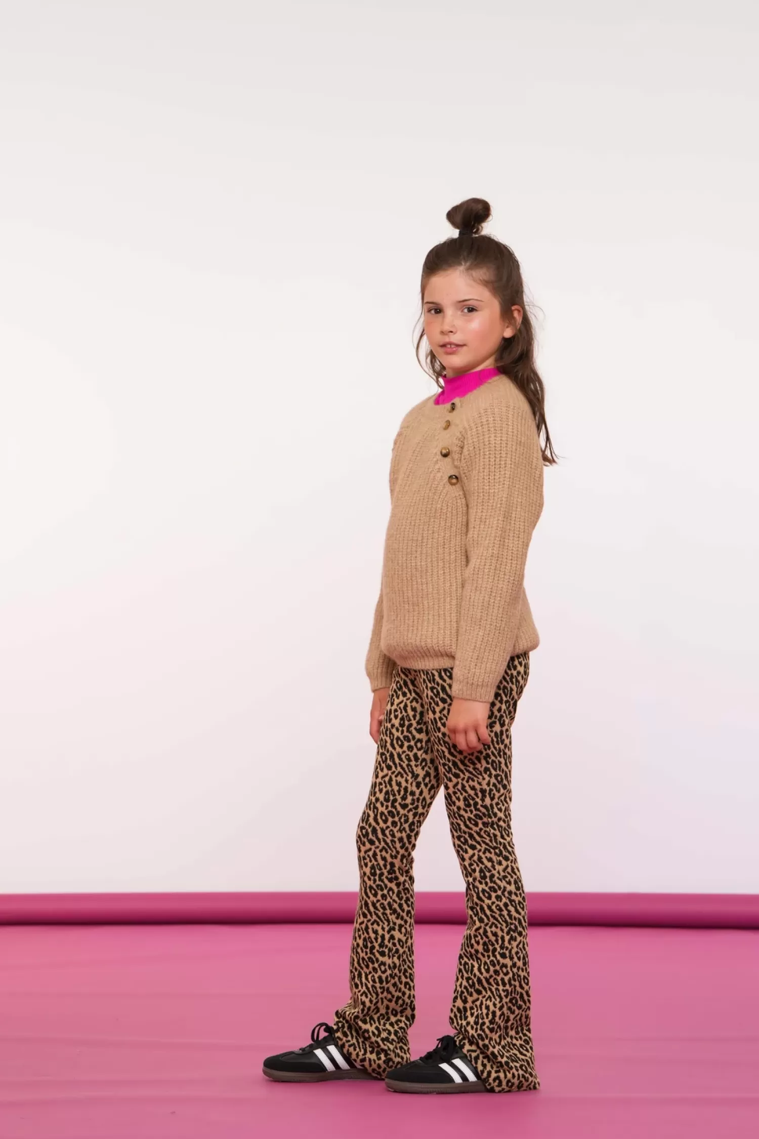 geisha_girls_gebreide_trui_met_knoopjes_k_4.webp Geisha Fashion Truien & Vesten*Geisha Girls Gebreide Trui Met Knoopjes 44590K-43 sand